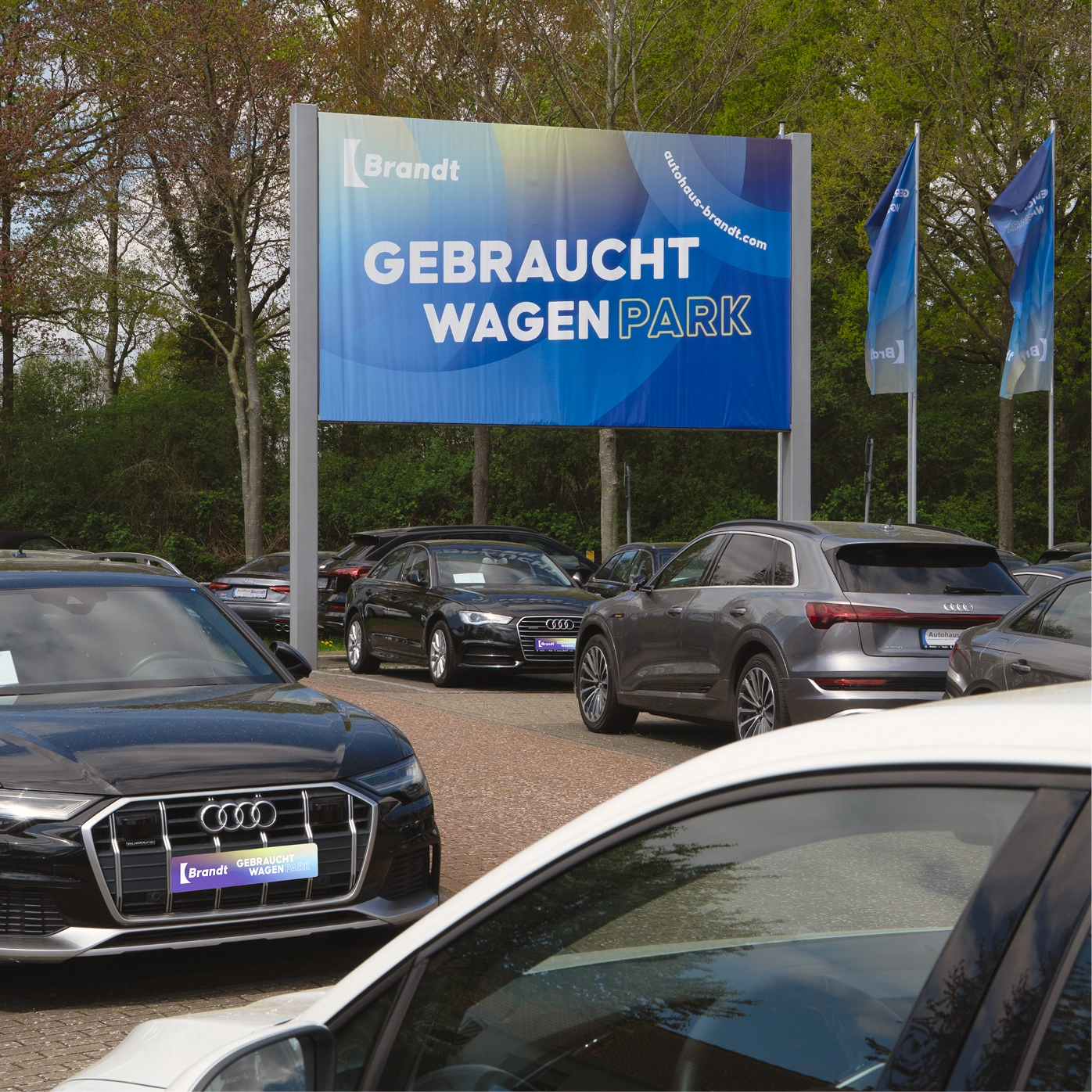 Fahrzeugbeklebungen von attentus Bremen